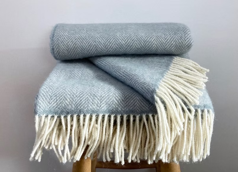 Richmond Throw Sage Green