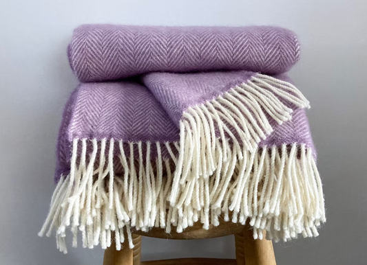 Richmond Throw Soft Mulberry