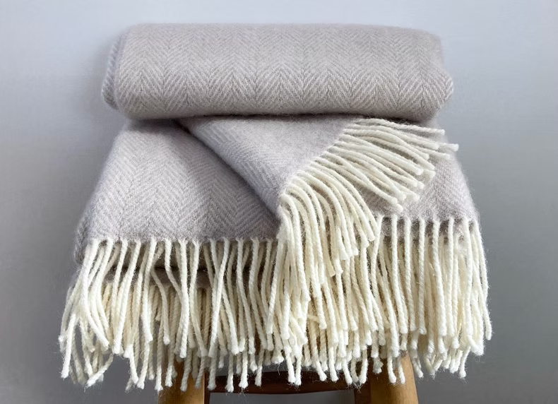 Richmond Throw Natural Barley